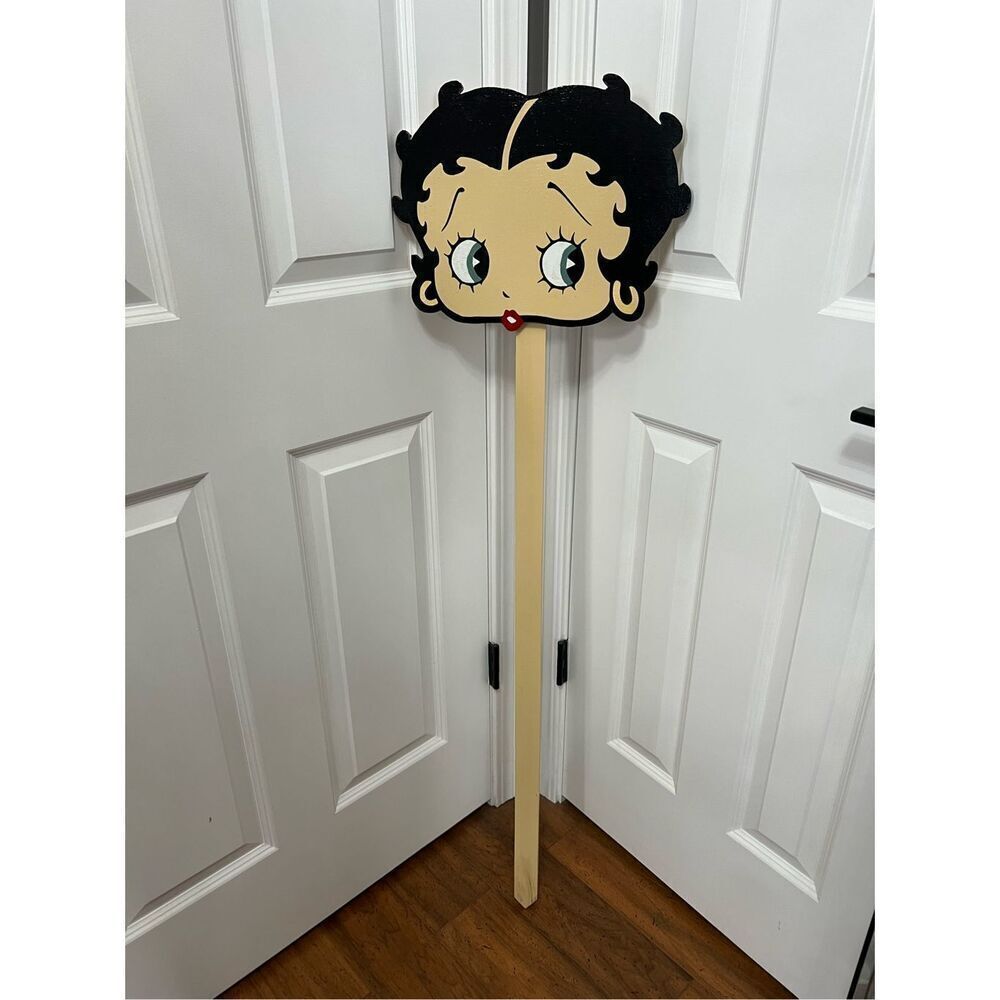 Handmade Betty Boop Wood Art – Custom Woodworking